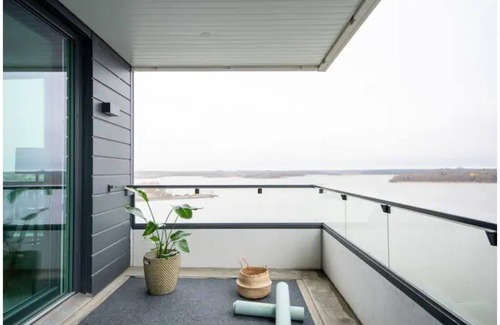 Kallio Condo | Luxury penthouse with stunning sea views & sauna