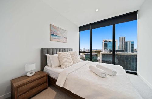 Perth Central Business District Apartment | Luxury Perth CBD Apartment with Pool & Gym - Sleeps 3