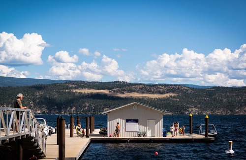 Central Okanagan Condo | Luxury Pointe Beach Villa Condo with Amazing Lake Okanagan Views