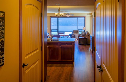 Central Okanagan Condo | Luxury Pointe Beach Villa Condo with Amazing Lake Okanagan Views