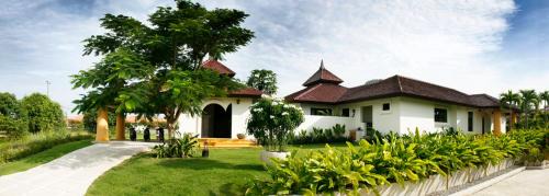Nong Kae Villa | Luxury Pool Villa - Sawan - 4 Bedroom