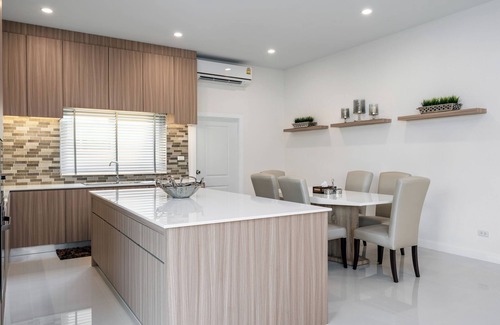Huai Yai Villa | Luxury Pool Villa A18/3BR/8 Persons/BBQ