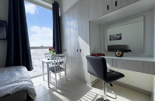 Masdar City Apartment | Luxury Private Apartment-BEST PRICE