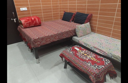 New Delhi House | Luxury private flat In Lajpat Nagar with attached kitchen kitchen 92,121,74700