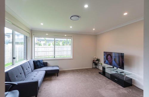 Marsden Park House | Luxury private room for rent Sydney-单间出租 1