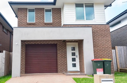 Marsden Park House | Luxury private room for rent Sydney-单间出租 1