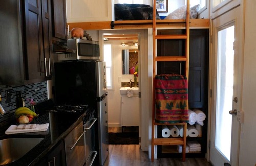 Ione House | Luxury Private TINY HOUSE on 10 Remote Acres