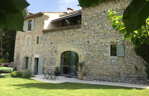 Massanes House | Luxury Provencal farmhouse, art and decor
