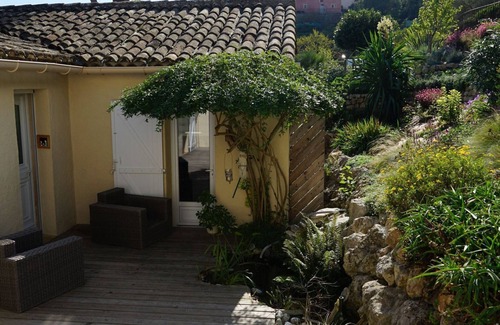 Gattieres House | Luxury Provençal villa ideally located with panoramic view