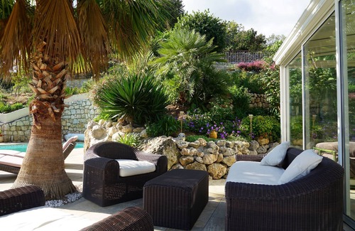 Gattieres House | Luxury Provençal villa ideally located with panoramic view