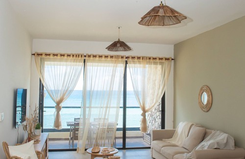Bani Condo | Luxury Puntarena Beach front condo
