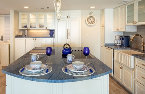 Palmetto Dunes Condo | Luxury Remodeled Direct-Oceanfront Penthouse-Panoramic Ocean and Beach Views!