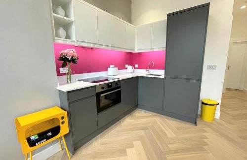 Bruntsfield Apartment | Luxury Reno'd 1 Bed Nr Bruntsfield & The Meadows