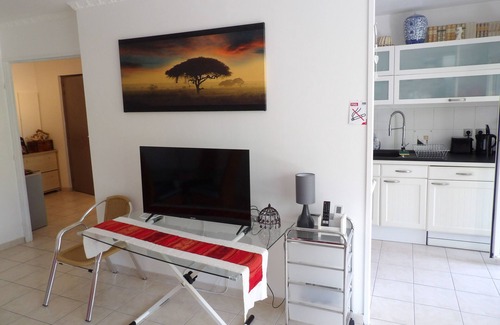 La Bocca Nord Apartment | Luxury residence, furnished 3 rooms, 72m2, West Cannes, 3*