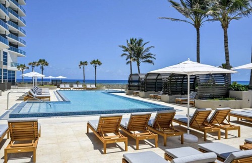 Singer Island Apartment | Luxury Resort Beach Condo