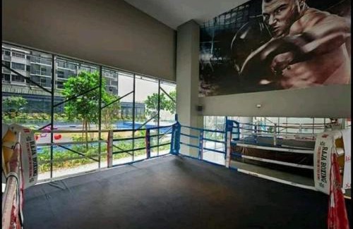 Kampung Pasir Apartment | Luxury Resort Suite Kuala Lumpur@5mins to Mid Valley, Sunway