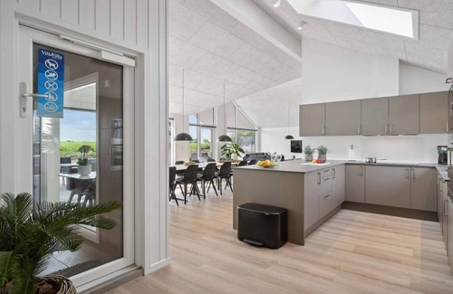 Hasmark Strand House | Luxury Retreat by Hasmark - By Traum Ferienwohnungen