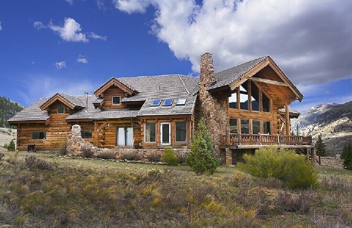 Creede House | Luxury Retreat in Bristol Head Acres