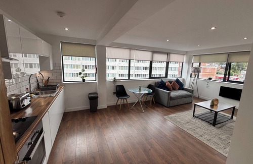 Gedling Apartment | Luxury Retreat in Carlton, Nottingham – Stylish Comfort & Convenience