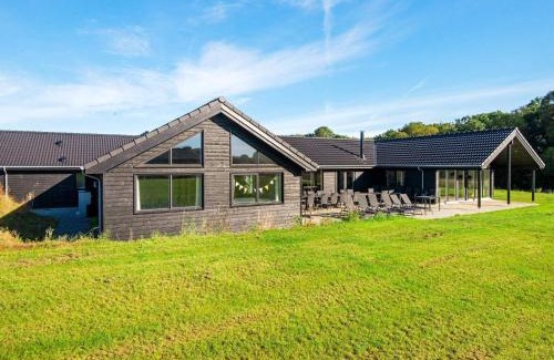Mommark Strand House | Luxury Retreat in Mommark - By Traum Ferienwohnungen