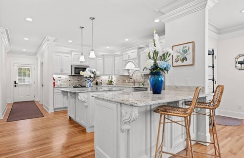 Red Bank House | Luxury Retreat in Red Bank, TN!