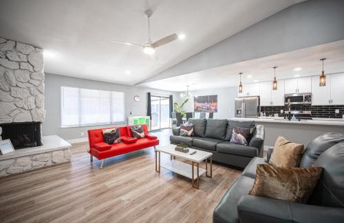 Summerlin House | Luxury Retreat The Vegas Edition
