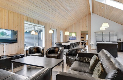 Høruphav House | Luxury Retreat with Pool - By Traum Ferienwohnungen