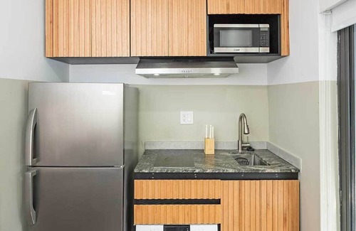 West Little Havana Apartment | Luxury RiverFront by Renzzi