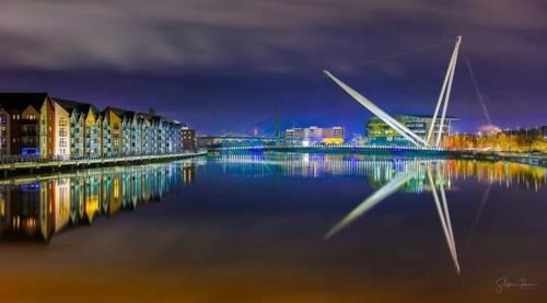 Newport Apartment | Luxury Riverside 2 bedroomed Apartment with Balcony