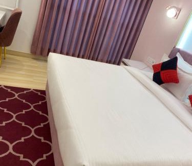 Shyam Nagar Apartment | Luxury room hotel