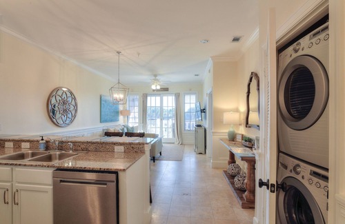 Seacrest Beach Condo | Luxury Rosemary 3 bedroom on 30A! Steps to the Beach and Rosemary Village! ☀️