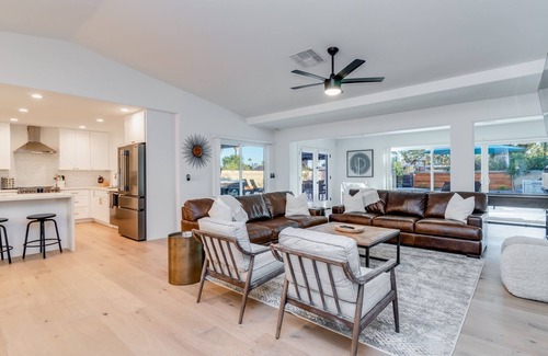 Tatum Place House | Luxury|Salt Pool|Pickleball/Basketball