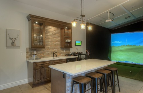 Sunburst Farms East House | Luxury Scottsdale Vacation Home with Golf Simulator