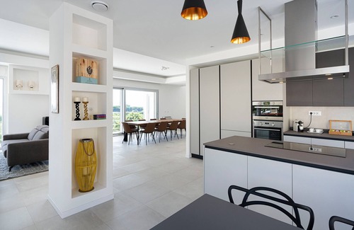 Syracuse Villa | Luxury sea front villa with pool, Plemmirio, Syracuse