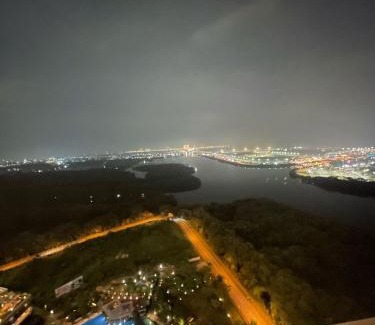 Pantai Indah Kapuk Apartment | Luxury Sea View 1BR Oakwood Gold Coast PIK