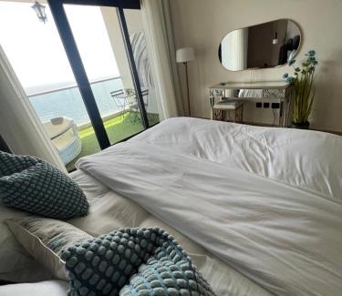 Ash Shati Apartment | luxury sea view apartment