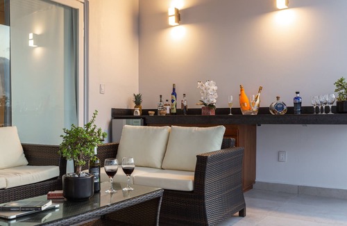 Akumal Apartment | Luxury Sea View Penthouse - Entire Apartment 402n