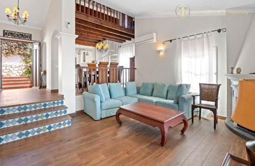 Almunecar Villa | Luxury Sea View Villa with Optional privat Heated Pool