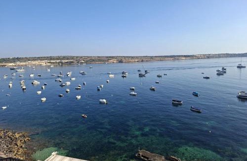 Għadira Apartment | Luxury Seafront Apartment with Panoramic Views- Ghadira, Mellieha Bay