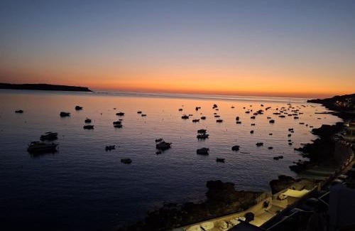 Għadira Apartment | Luxury Seafront Apartment with Panoramic Views- Ghadira, Mellieha Bay