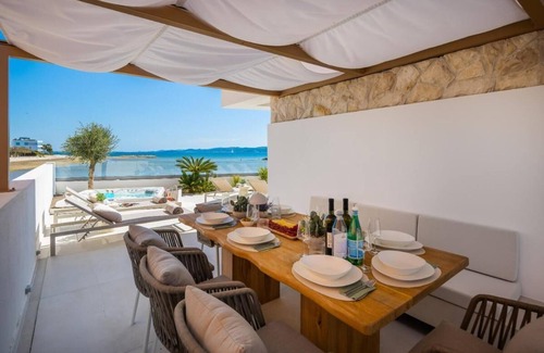 Sukosan Villa | Luxury seafront Villa Noles with heated Pool, Jacuzzi, EV near Zadar