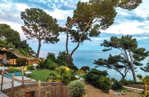 La Seyne-sur-Mer House | Luxury seaside villa