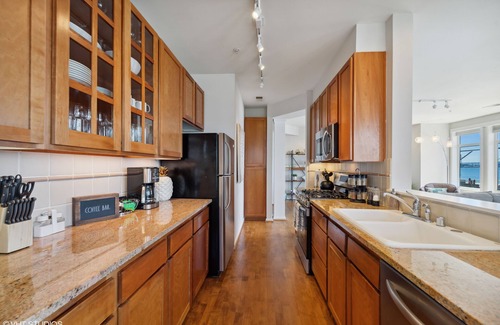 Downtown Seattle Condo | 🚢Luxury Seattle Waterfront Walk to Cruise Ship & Pike Place -Waterfront Views🎡