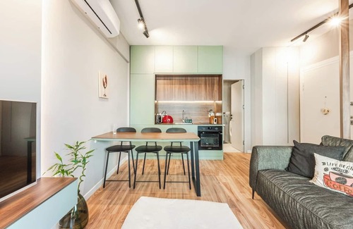 Vlore Apartment | Luxury Seaview Apartment with Free Parking