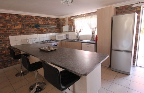 Cederberg Apartment | Luxury self-catering apartment near Clanwilliam Dam and the Cederberg