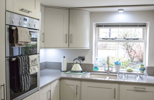 Redbrook Cottage | Luxury Self Catering Cottage in Historic Village Setting in the Forest of Dean