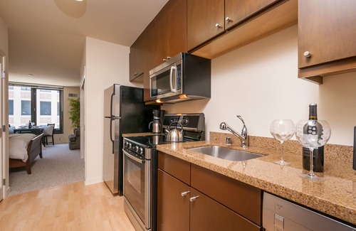 Downtown San Francisco Condo | Luxury Sheets on a Heavenly Bed? Yes please!