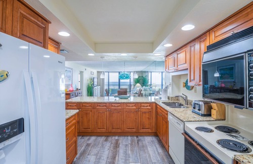 Siesta Key Condo | Luxury Siesta Key Beachfront Condo on Crescent Beach.