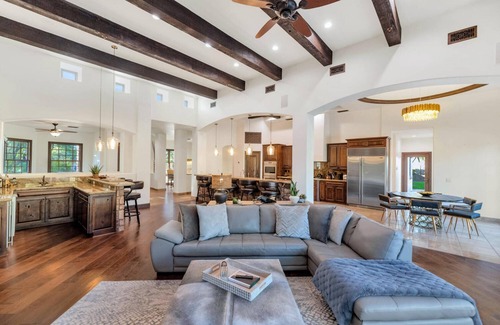 Central Scottsdale House | Luxury Single Story Home w/Pool House, Heated Pool/Spa, Outdoor Living, Fire Pit, Garage Parking!