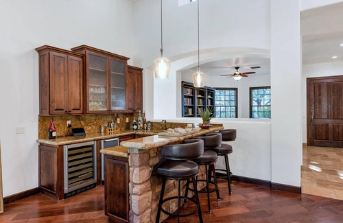 Central Scottsdale House | Luxury Single Story Home w/Pool House, Heated Pool/Spa, Outdoor Living, Fire Pit, Garage Parking!